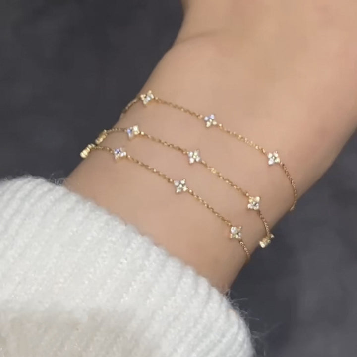 S925 sterling silver 14K gold-plated four-leaf clover zircon stackable bracelet